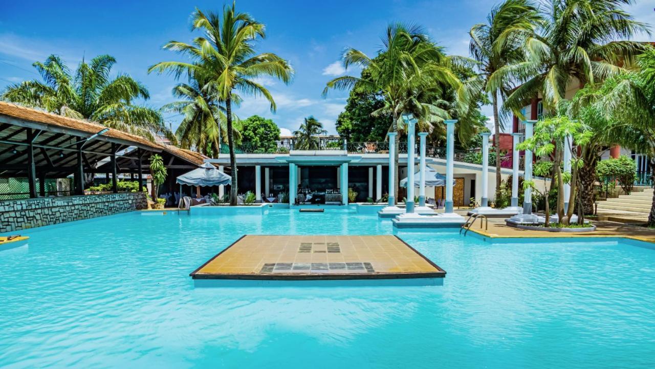 Le Grand Hotel Diego Antsiranana ภายนอก รูปภาพ