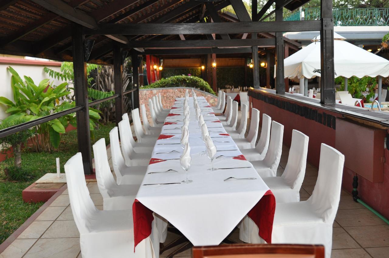Le Grand Hotel Diego Antsiranana ภายนอก รูปภาพ