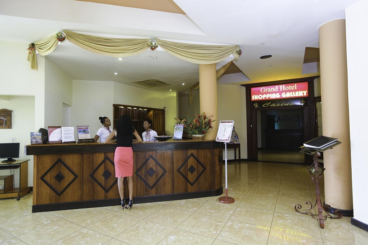 Le Grand Hotel Diego Antsiranana ภายนอก รูปภาพ
