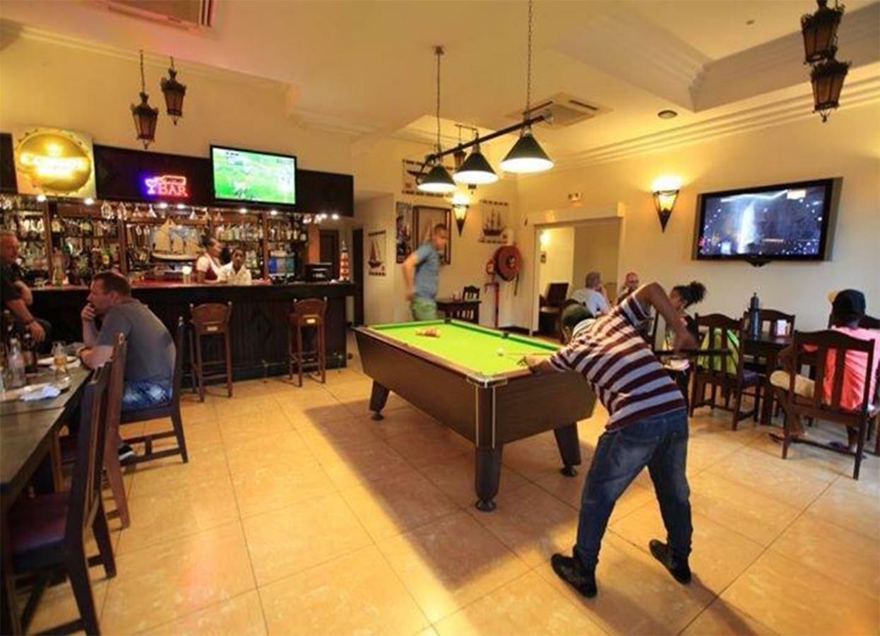 Le Grand Hotel Diego Antsiranana ภายนอก รูปภาพ