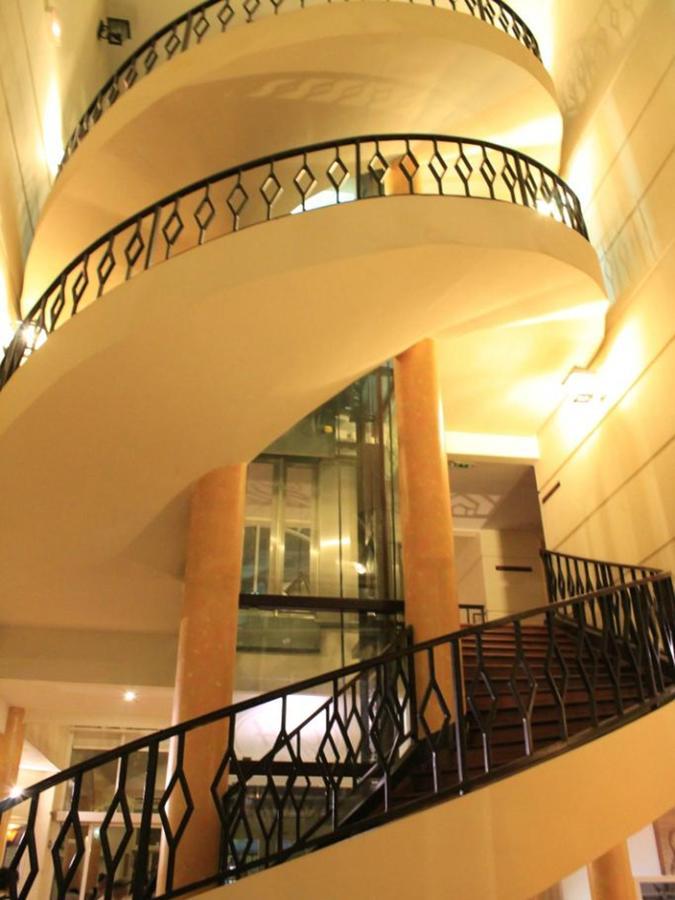 Le Grand Hotel Diego Antsiranana ภายนอก รูปภาพ