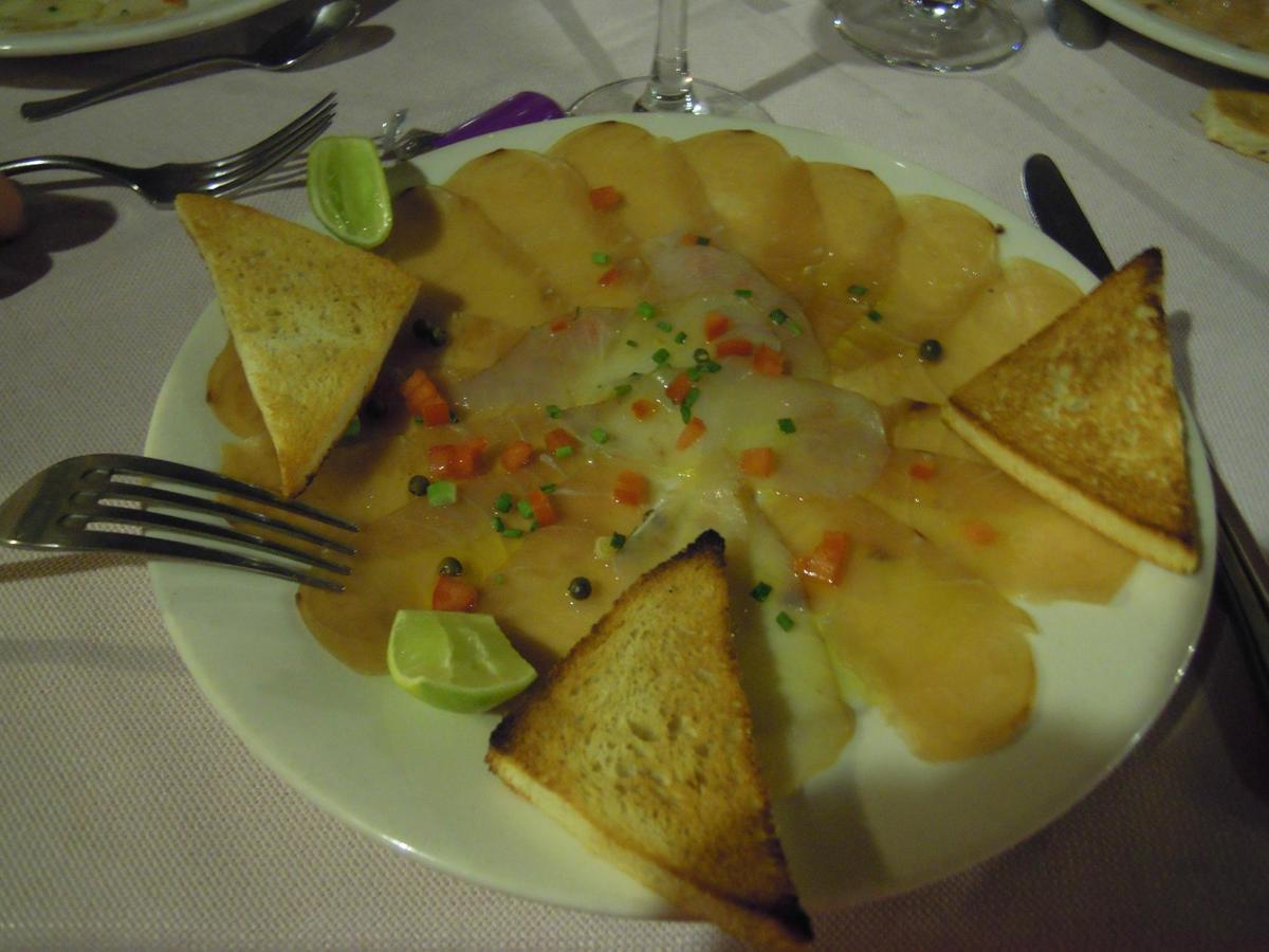 Le Grand Hotel Diego Antsiranana ภายนอก รูปภาพ