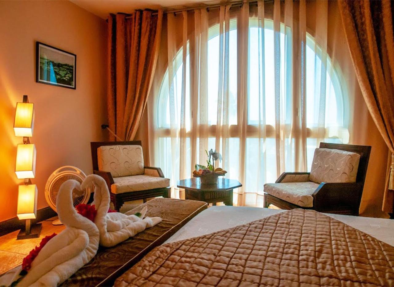 Le Grand Hotel Diego Antsiranana ภายนอก รูปภาพ